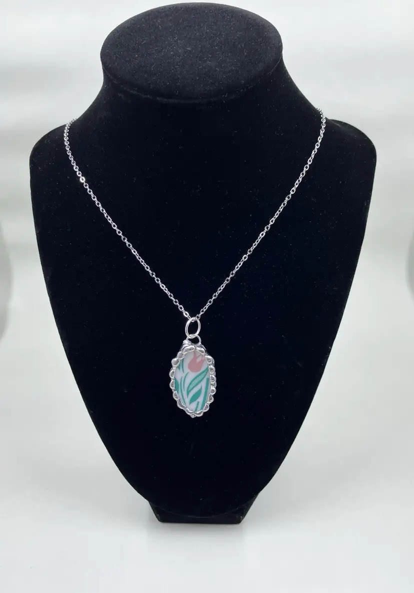 Handmade Vintage Dishware Necklace #4