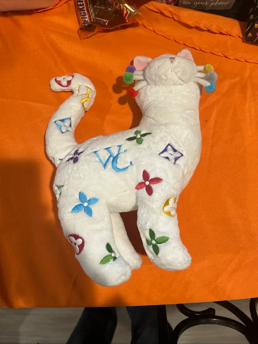 Whimsy Clay Plush by Amy Lacombe Teal/White Cat with Flowers
