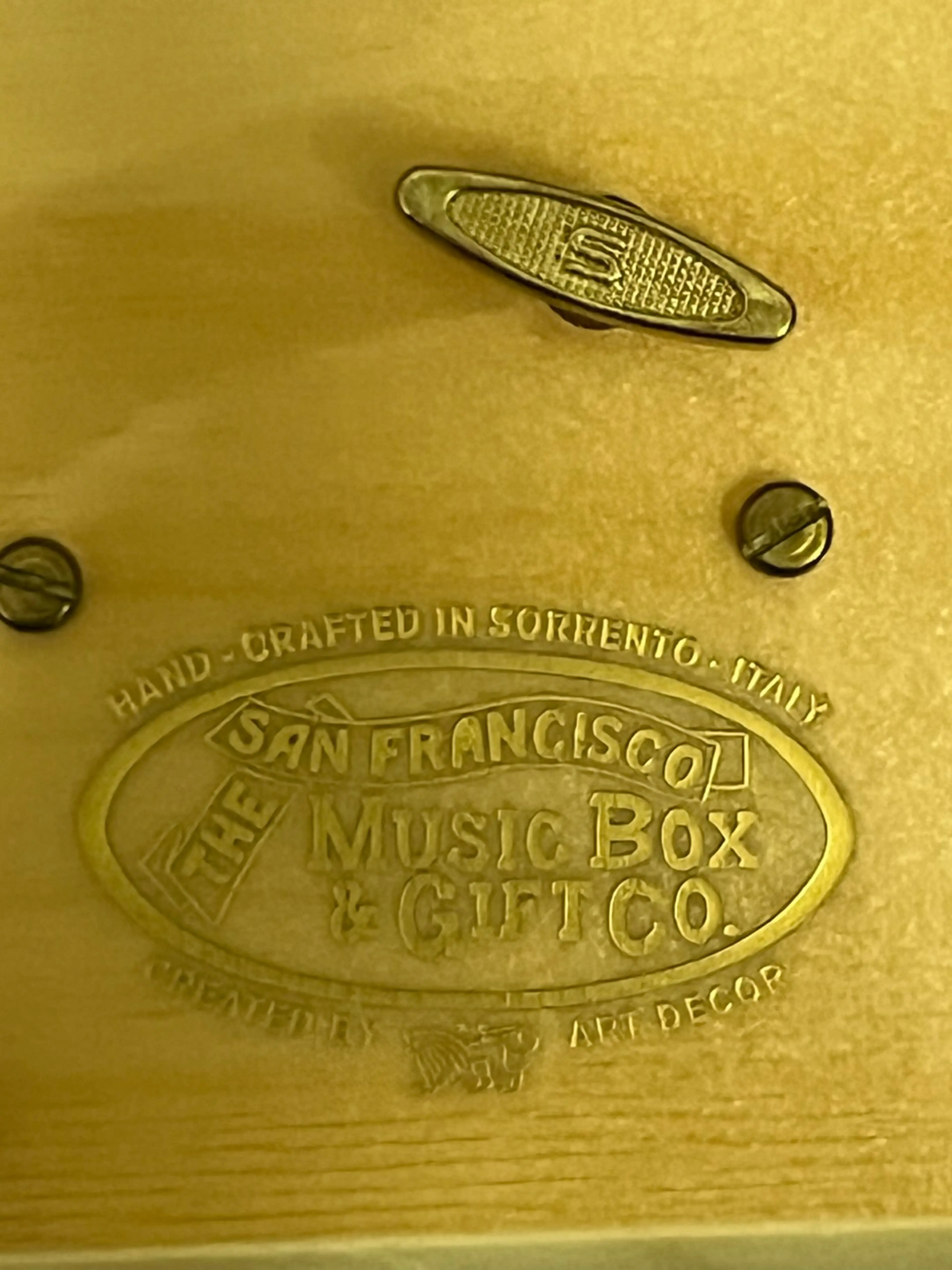 Image 4 of 6