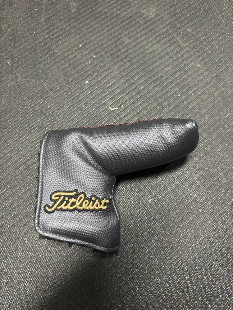 Scotty Cameron Head Cover