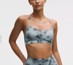 Lululemon NWT Flow Y Nulu Bra Size 10