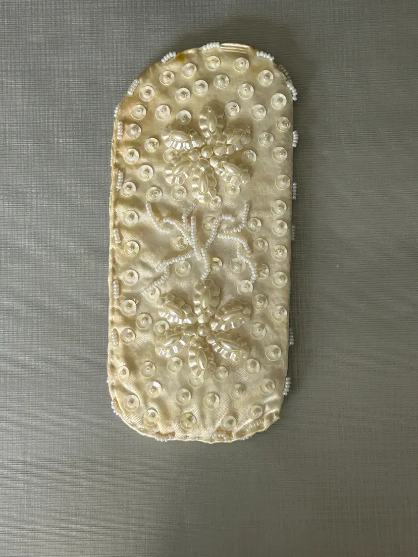 Vintage Eyeglass Sleeve.