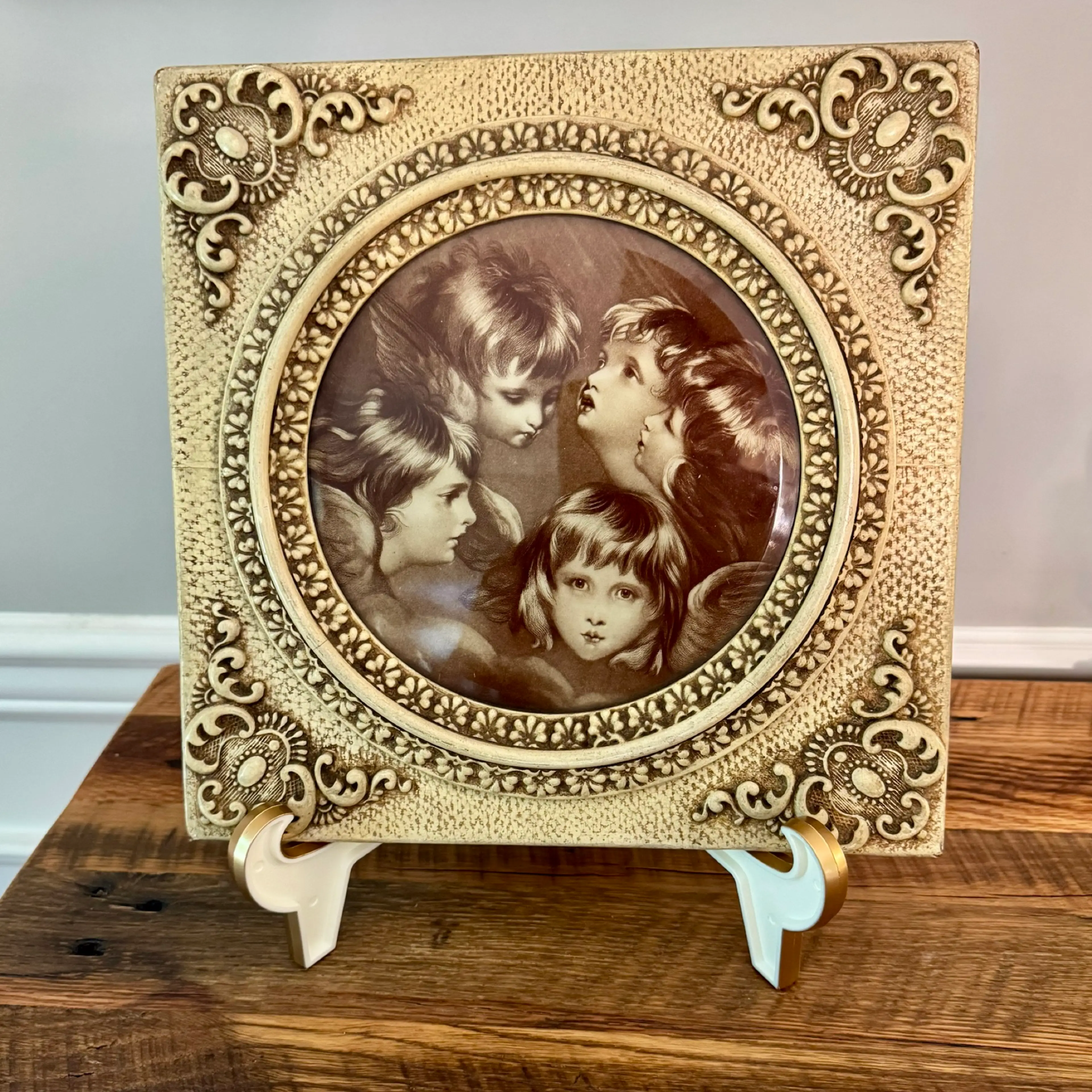 Image 1 of 6