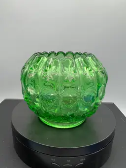 Vintage FENTON for LG Wright Glass Green Priscilla Rose Bowl 3.5” by 4”