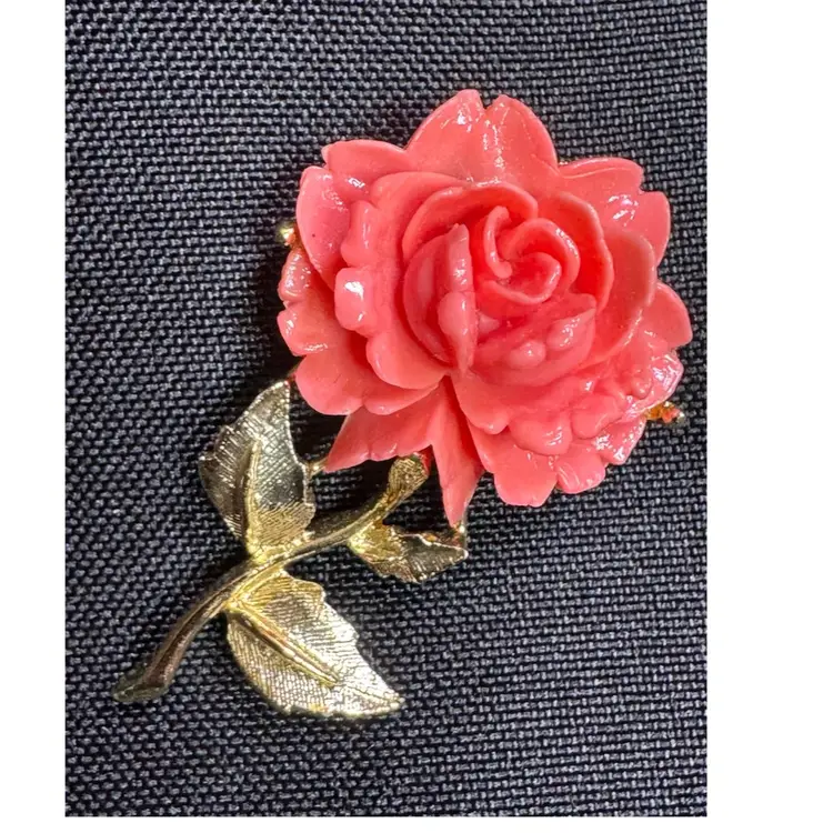 Vintage MCM Pink Rose Gold Tone Brooch 1.75” x 1”