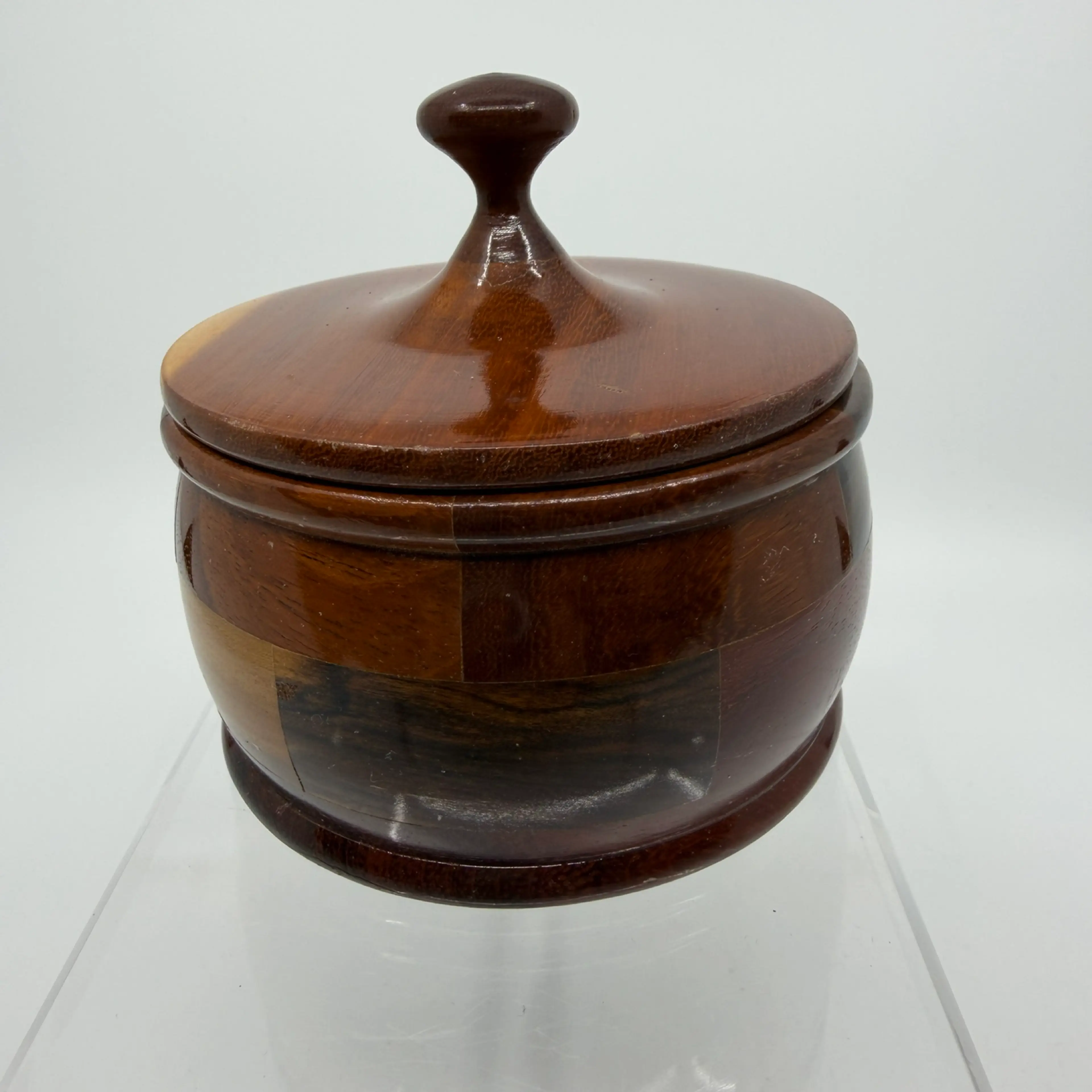 Image 2 of 8