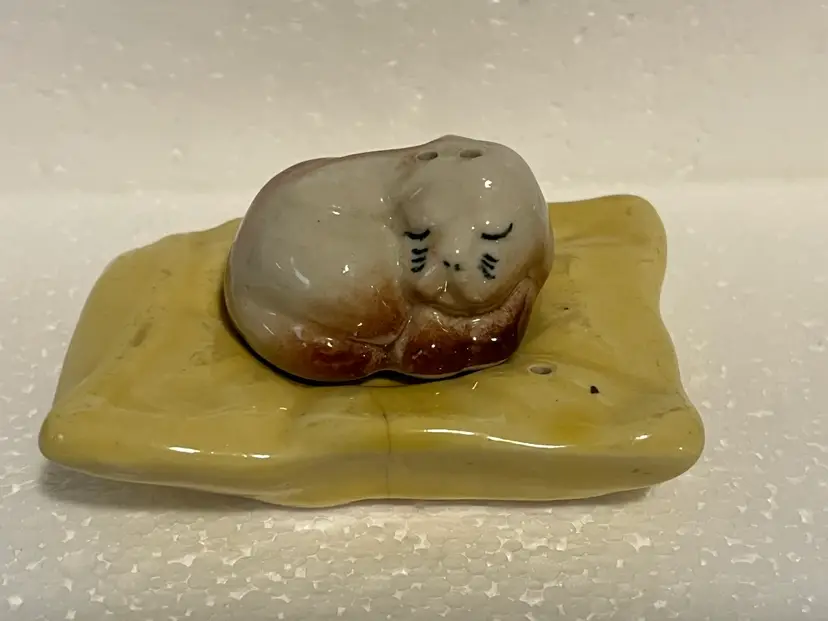 Vintage Puppy Salt & Pepper Shaker