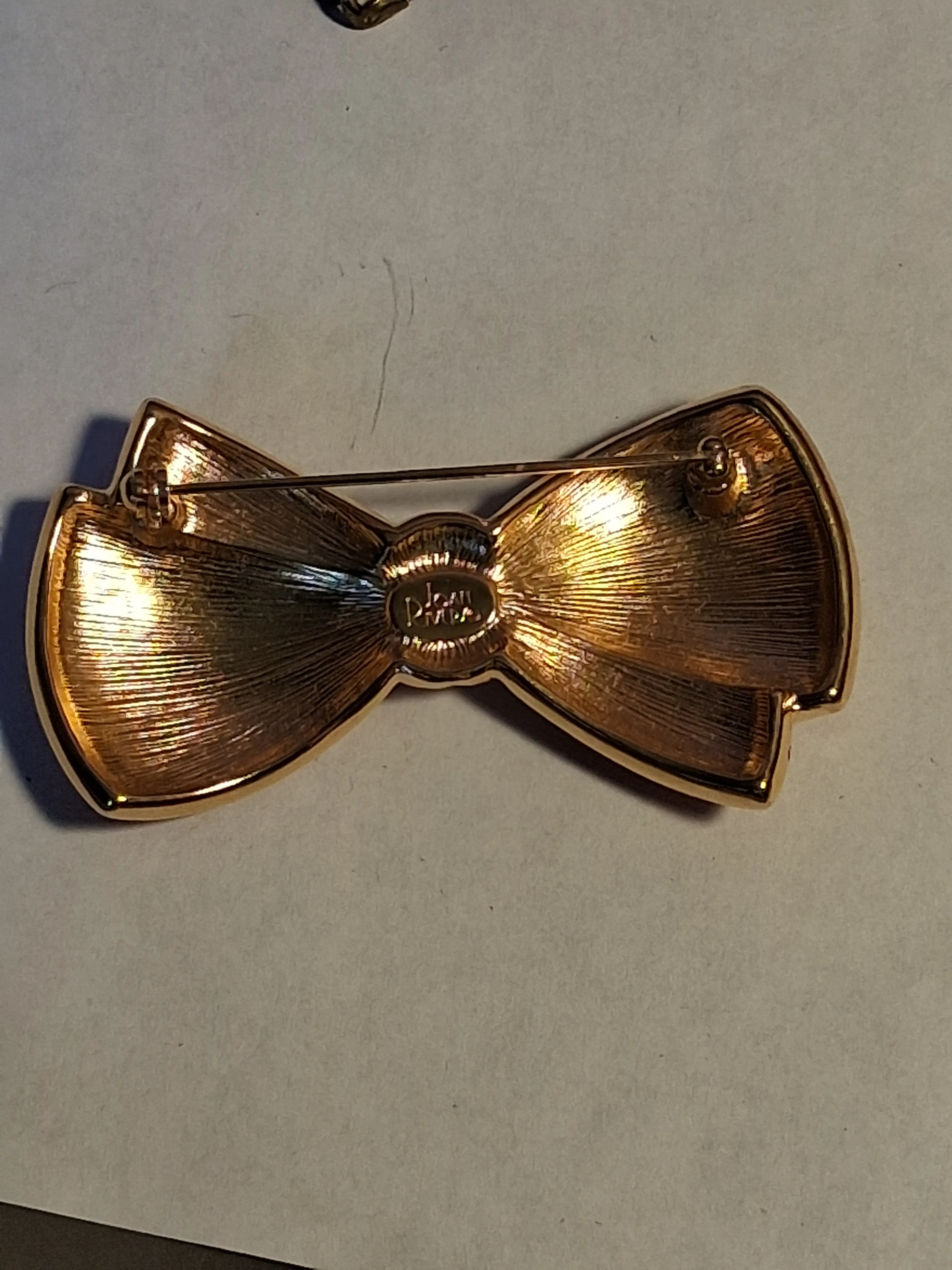 Image 4 of 4