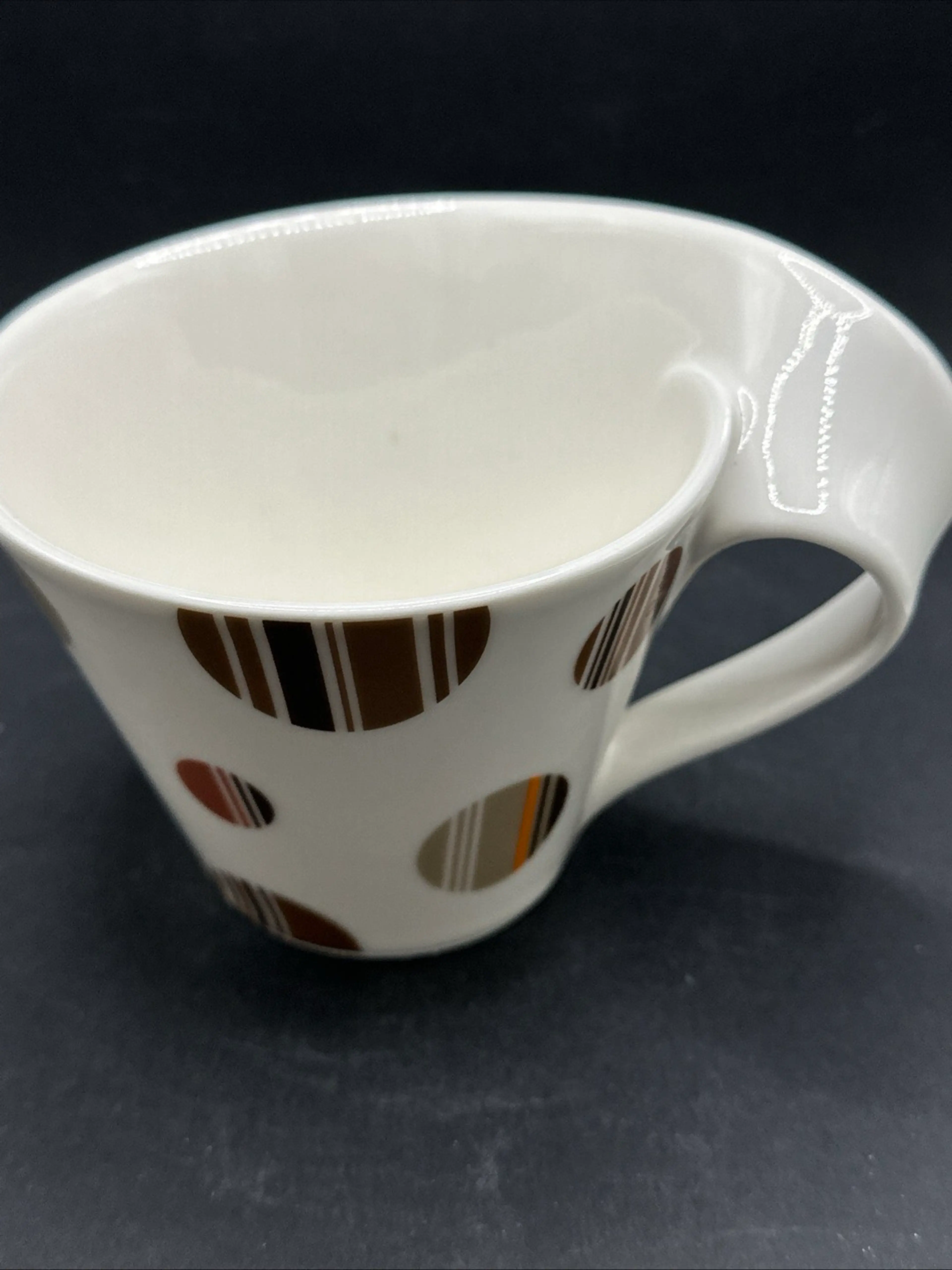 Image 1 of 8