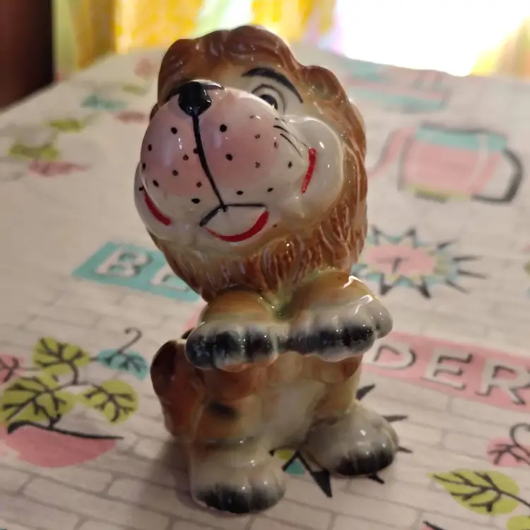 Vintage Lambert the Lion Figurine | Sweet & Goofy Lion with a Huge Smile | Lambert the Sheepish Lion | 1950s Kreiss & Co Made in Japan