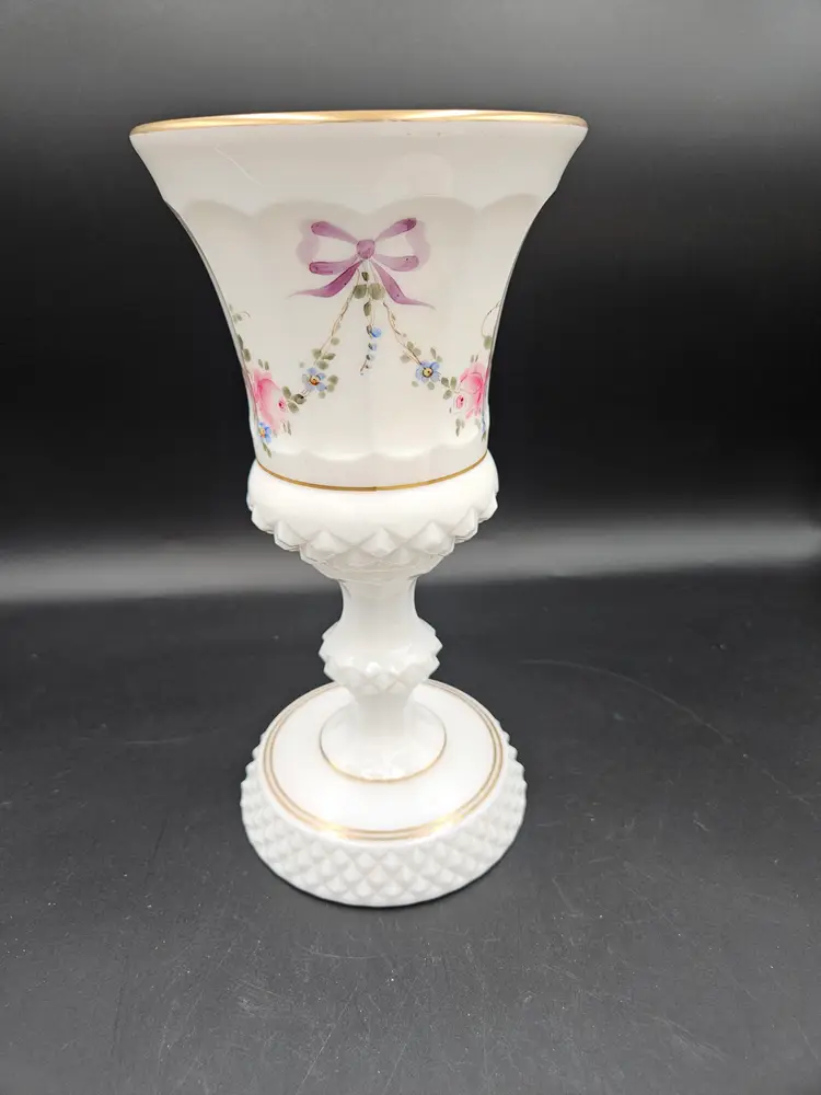Westmoreland Roses and Bows Urn