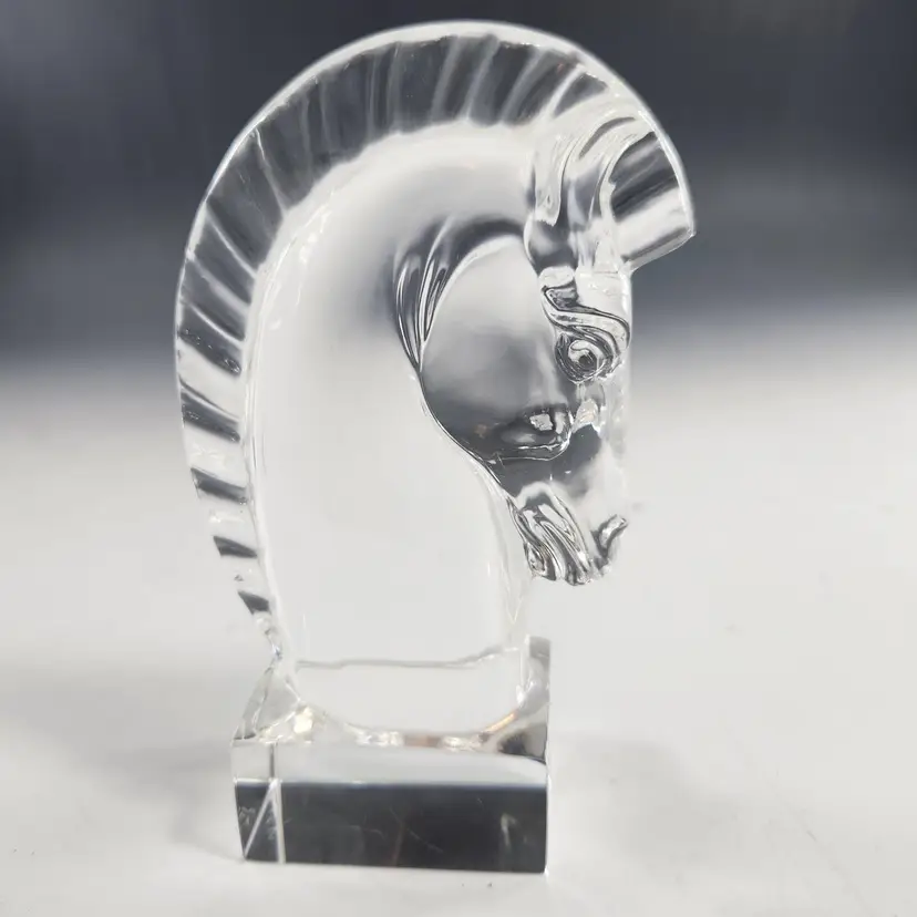 Steuben Crystal Horse Head Paperweight Chess Knight Figurine by Sidney Waugh 1937