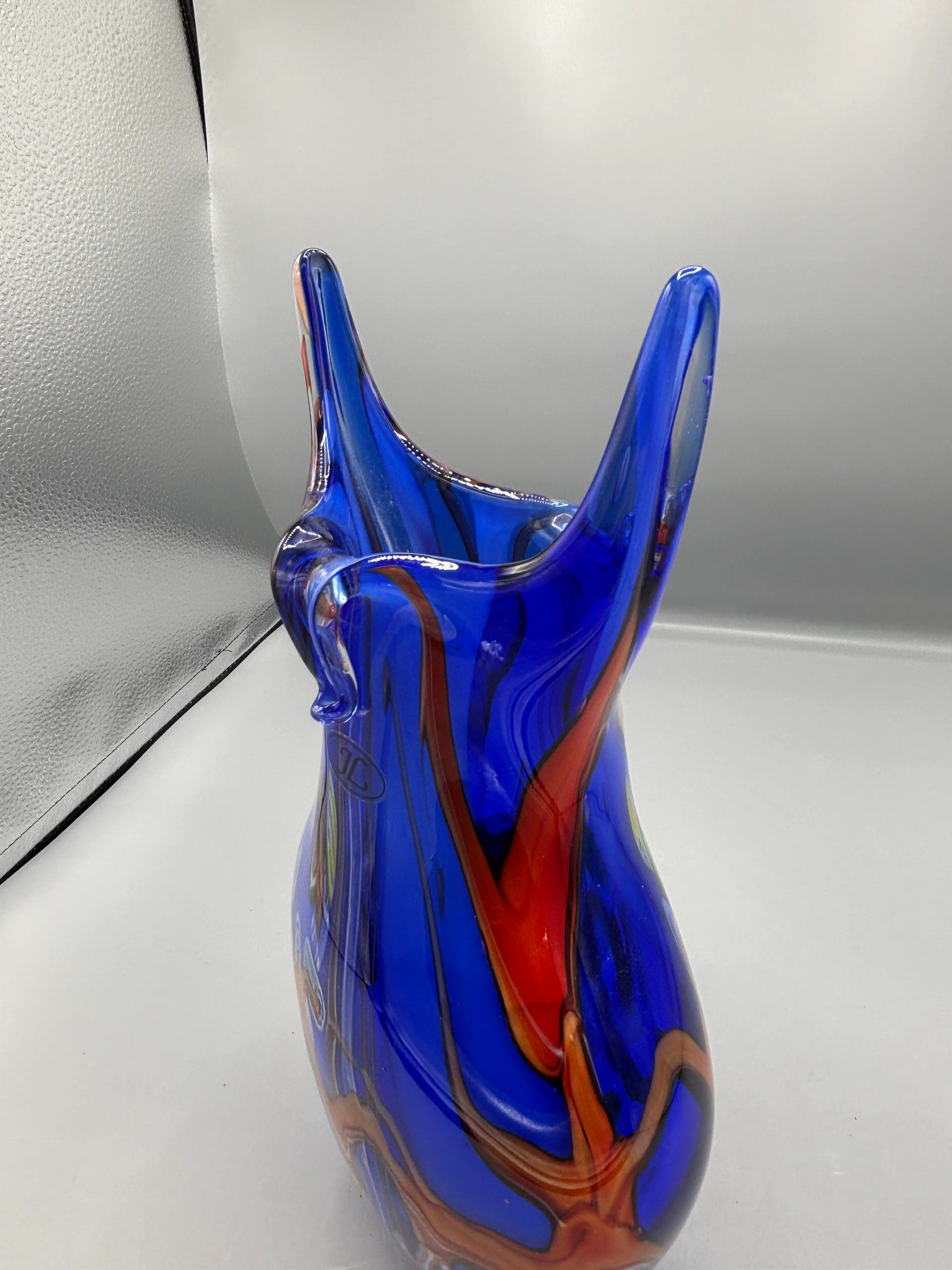Image 3 of 8