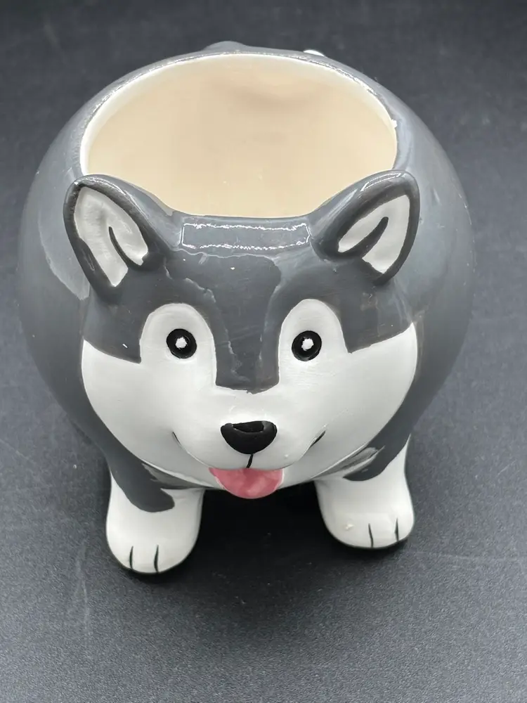 #01 - Planter - husky