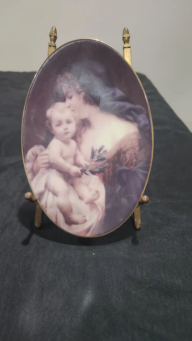 Madonna & Child 2003 Collector Christmas Plate 6 1/2"