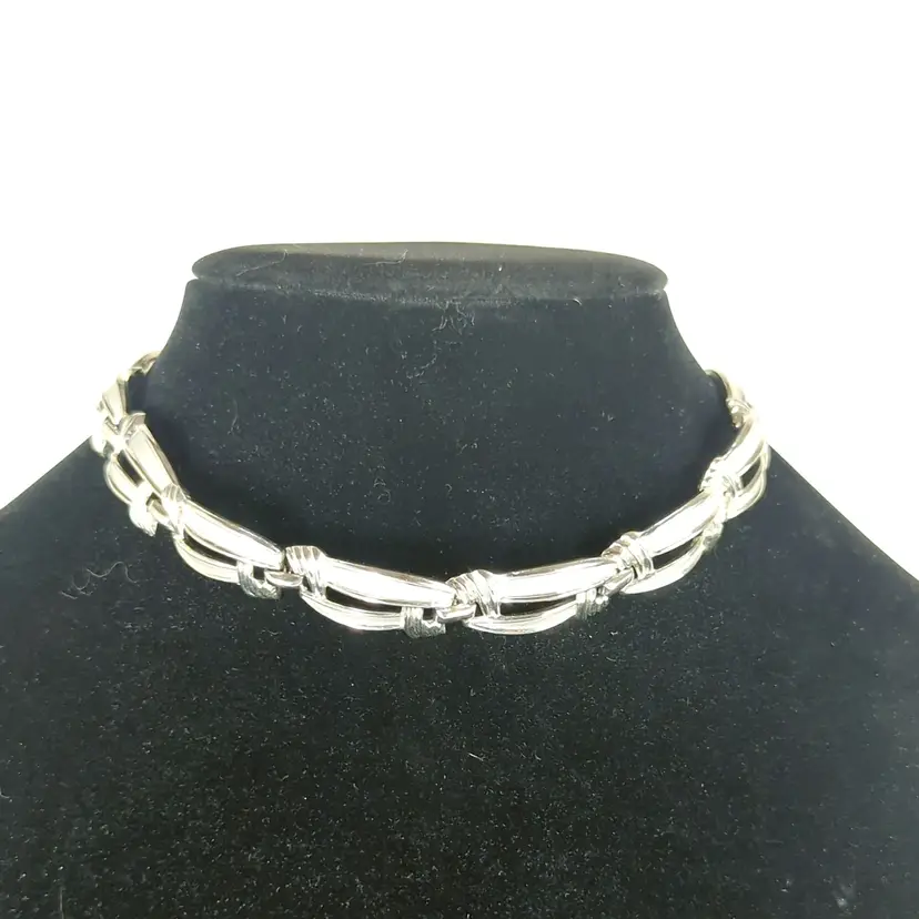 Vintage Silver-Tone Link Choker Necklace With Adjustable Chain