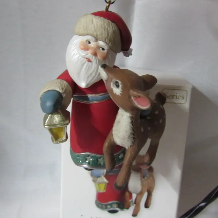 2010 Hallmark Keepsake Christmas Ornament "A Visit from Santa"