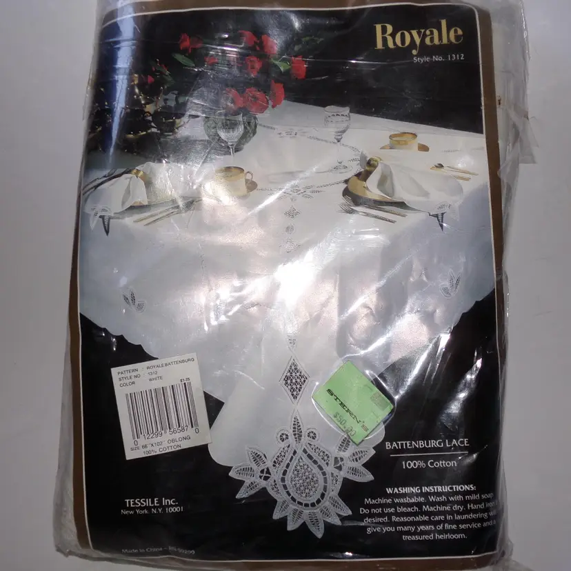 VTG NIP White Royale Battenburg Tablecloth & 12 Napkin Set, 62x102 Oblong, by Tessile