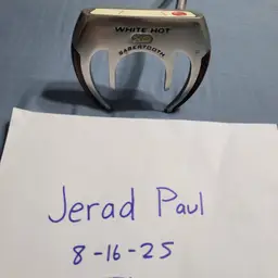 Odyssey White Hot XG Sabertooth