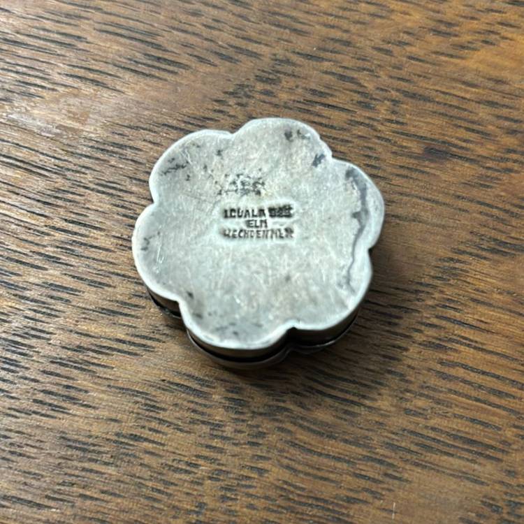 Vintage 1940s Mother Of Pearl/Abalone Pill Box