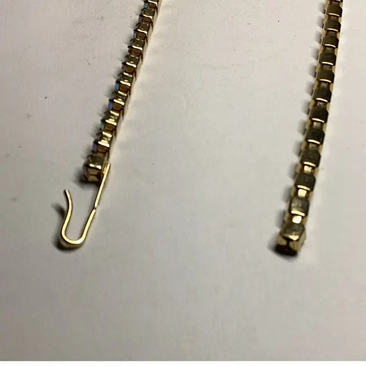 Rhinestone Bow Necklace 15 And Clipon Earrings Signed Avon