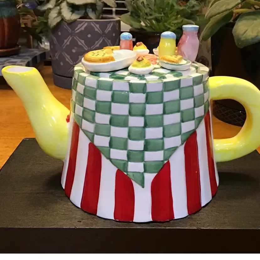 Vintage Cardinal Inc. 1993 Italian Italy Festival Tea Pot Teapot