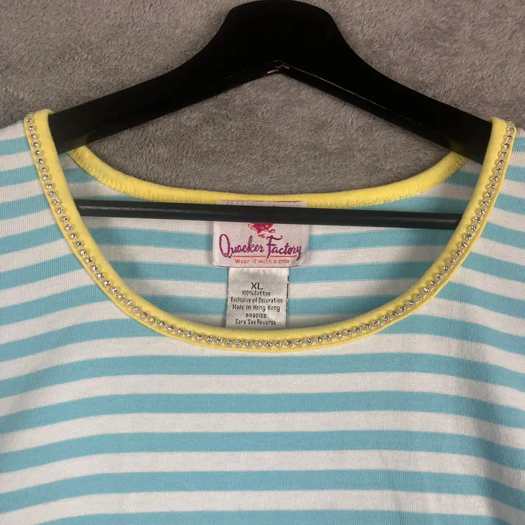 Quacker Factory Short Sleeve Tee Womens PTP 24" Size XL Blue White Striped Rhinestone Trim Classic Cheerful