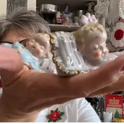 Japan Pillow Babies Shakers