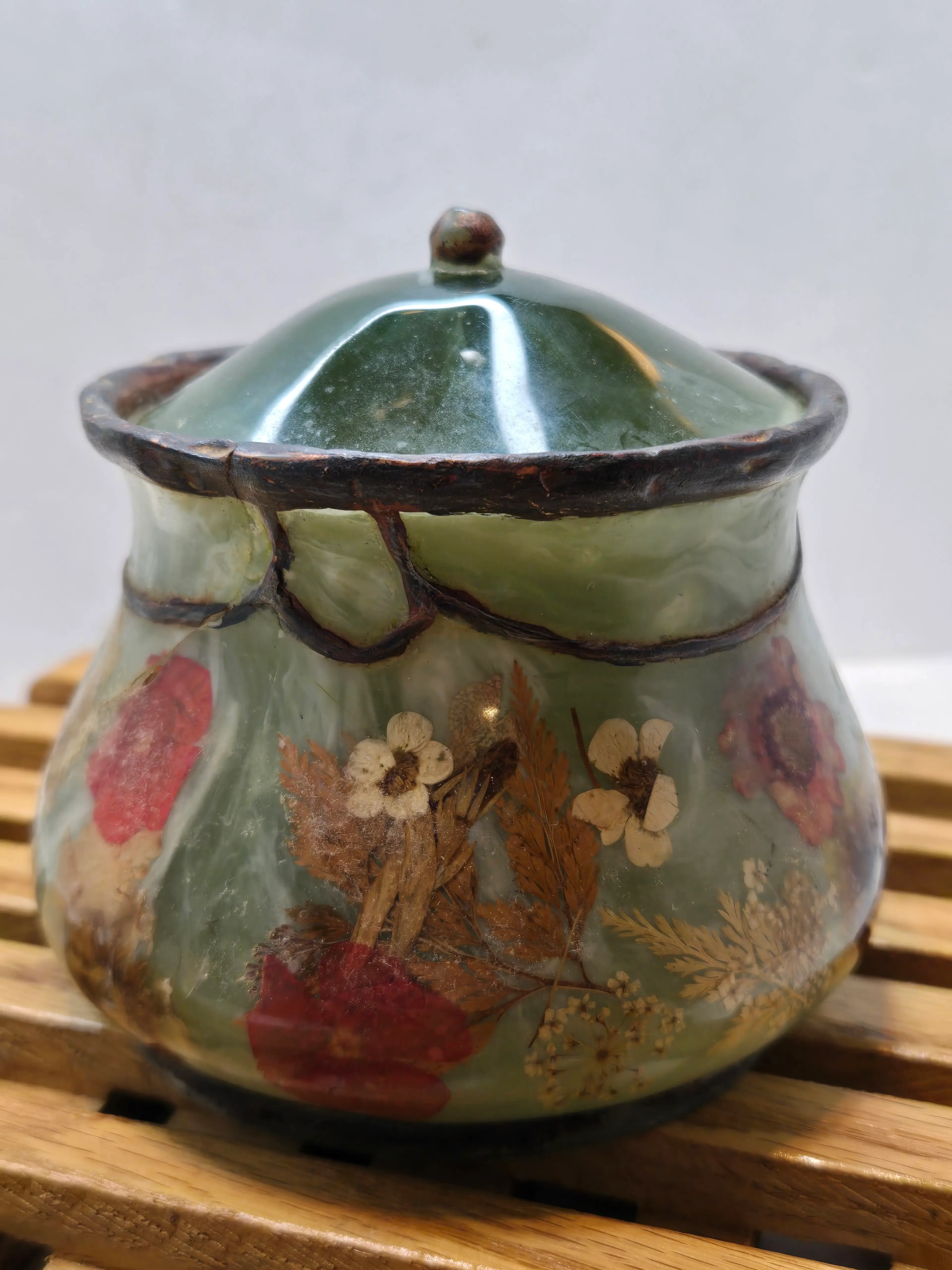 Image 2 of 6