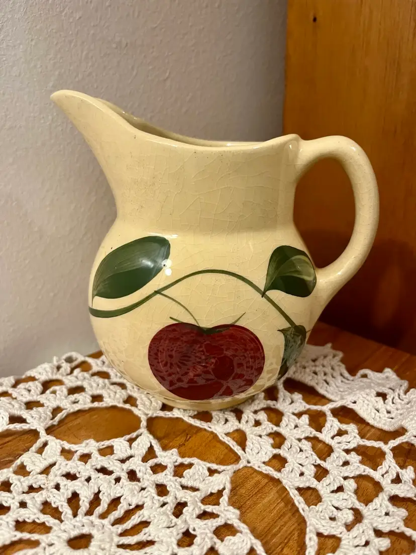 Watt Pottery #15 Red Apple Pitcher