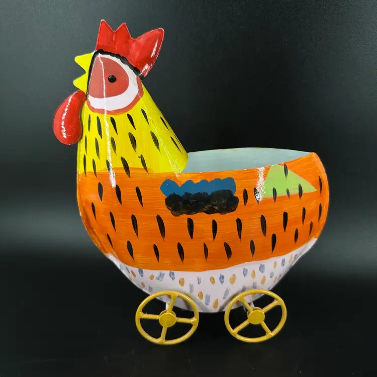 Pfaltzgraff Metal Chicken Basket On Wheels