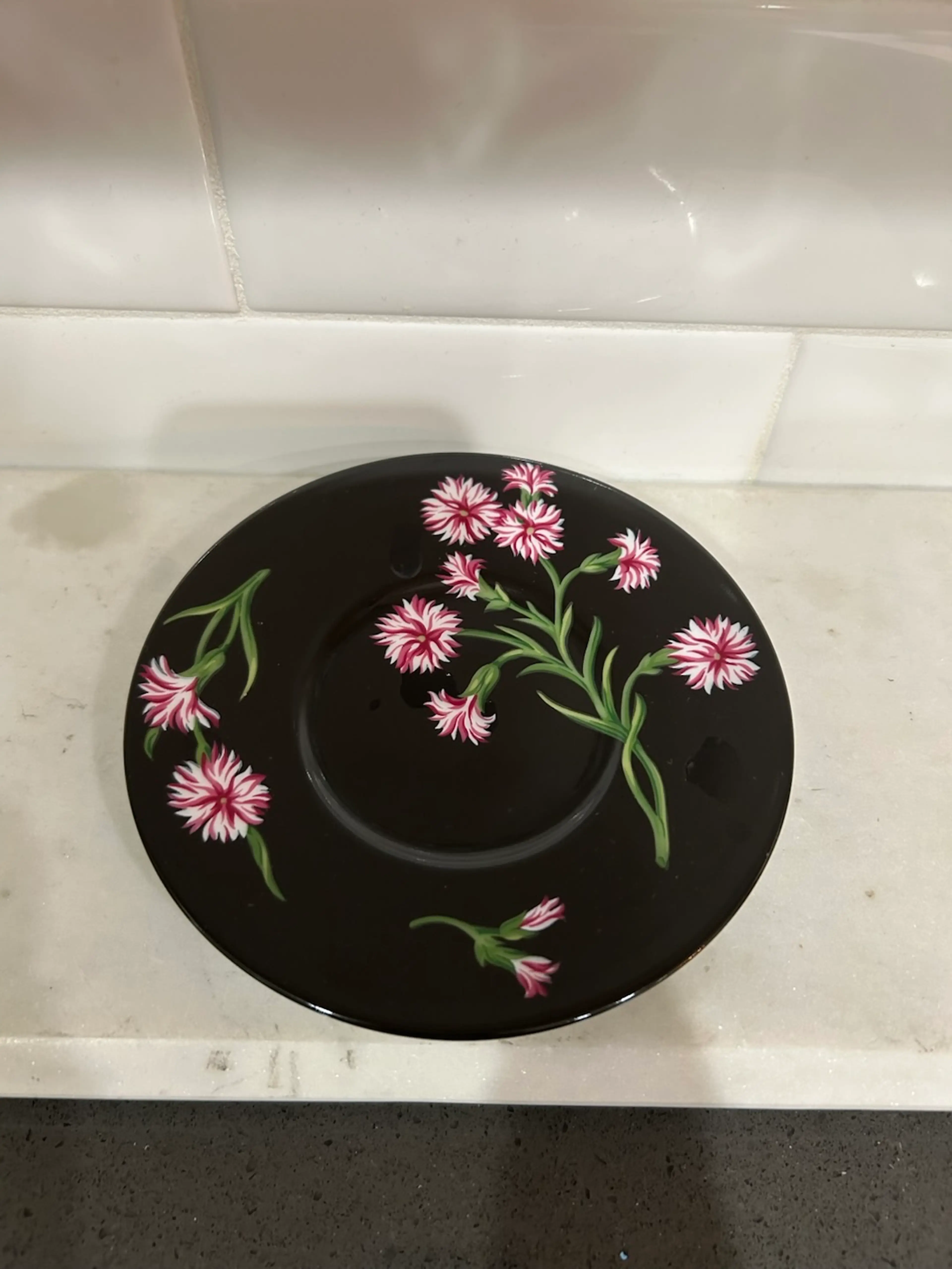 Image 4 of 8