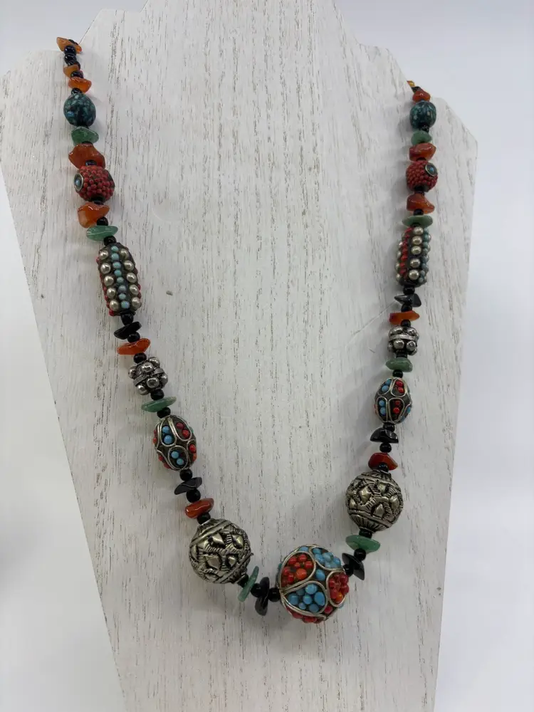 Vtg Tibetan Vibrant Coral Turquoise Silvertone Beaded Necklace 24”