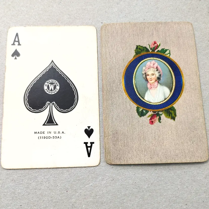 1 Single Swap Card - Playing Card. Vintage Portrait of Lady. Dimension 2.5 x 3.5. Read description.