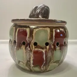 Studio Pottery Garlic Storage Jar And Roaster Signed By Sarah Dangar