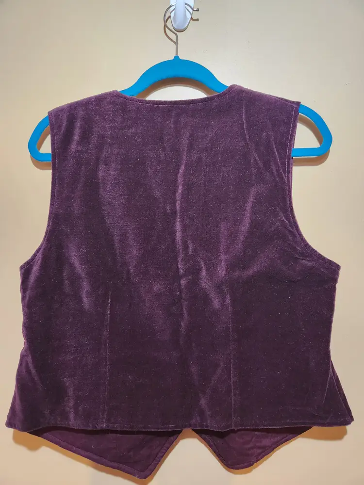 Van Heusen Embroidered Floral Vest Size M