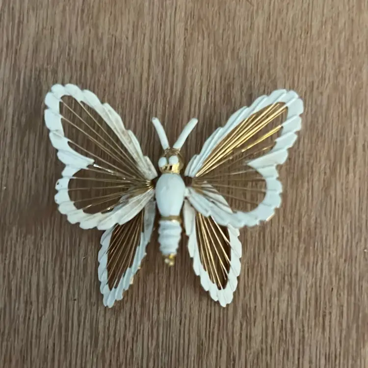 Monet White Gold Tone Butterfly Filigree Brooch / Pin