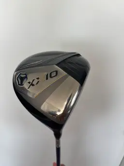 XXIO 13 Driver 10.5° Graphite MP1300 Regular Flex 35g RH 46.0in Headcover