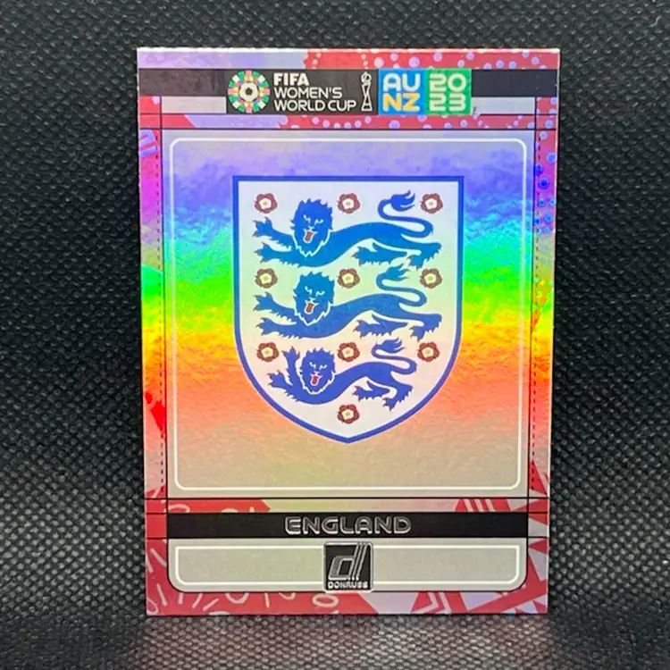 England 2023 Donruss Women’s World Cup Crest Soccer Card