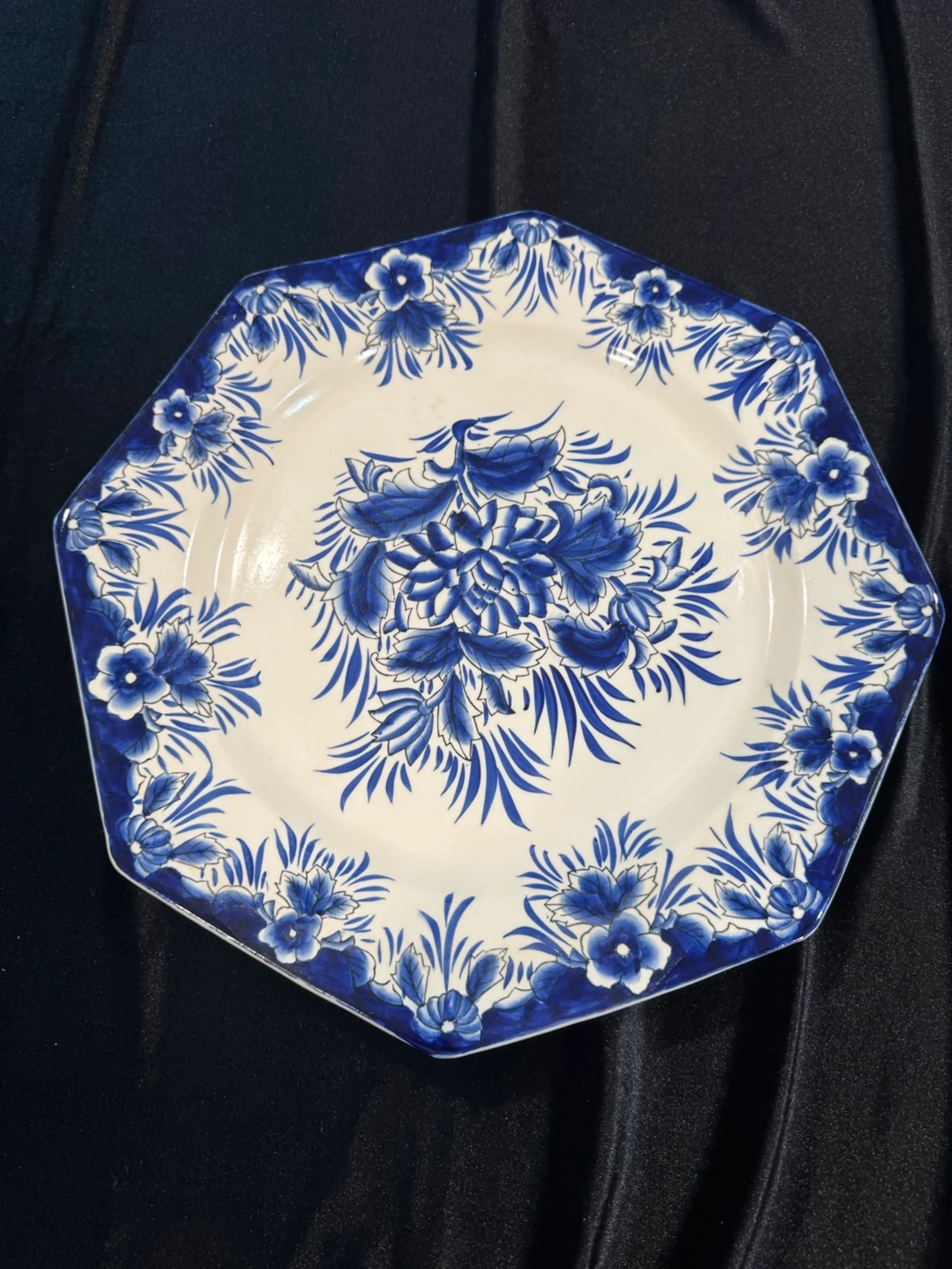Image 1 of 5