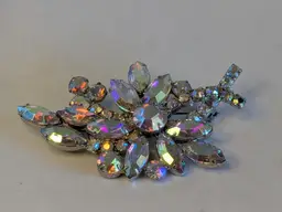 Vintage Weiss Silver Tone Aurora Borealis Flower Brooch