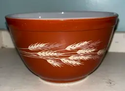 Vintage PYREX Autumn Harvest Wheat 401 Burnt Orange Nesting Mixing Bowl 750 ml