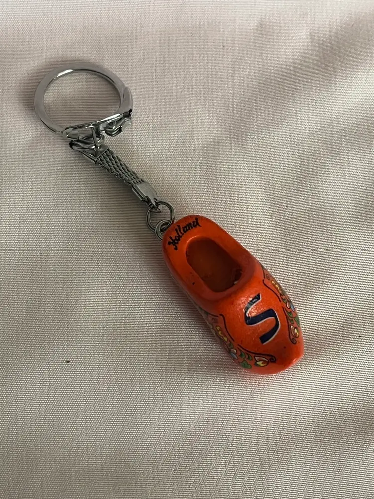 Holland Souvenir Clog Keychain Letter S