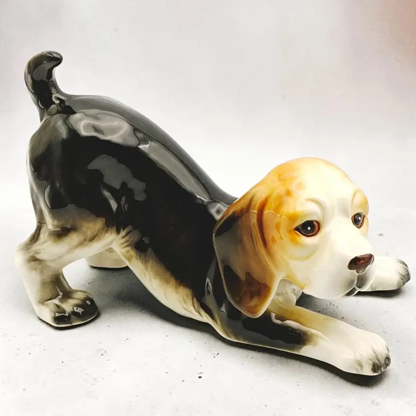 Vintage Josef Originals Black Brown White Beagle Playful Figurine Made In Korea