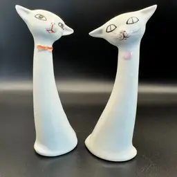Vintage Kitties Salt & Pepper Shakers- Male & Female- Derpy!