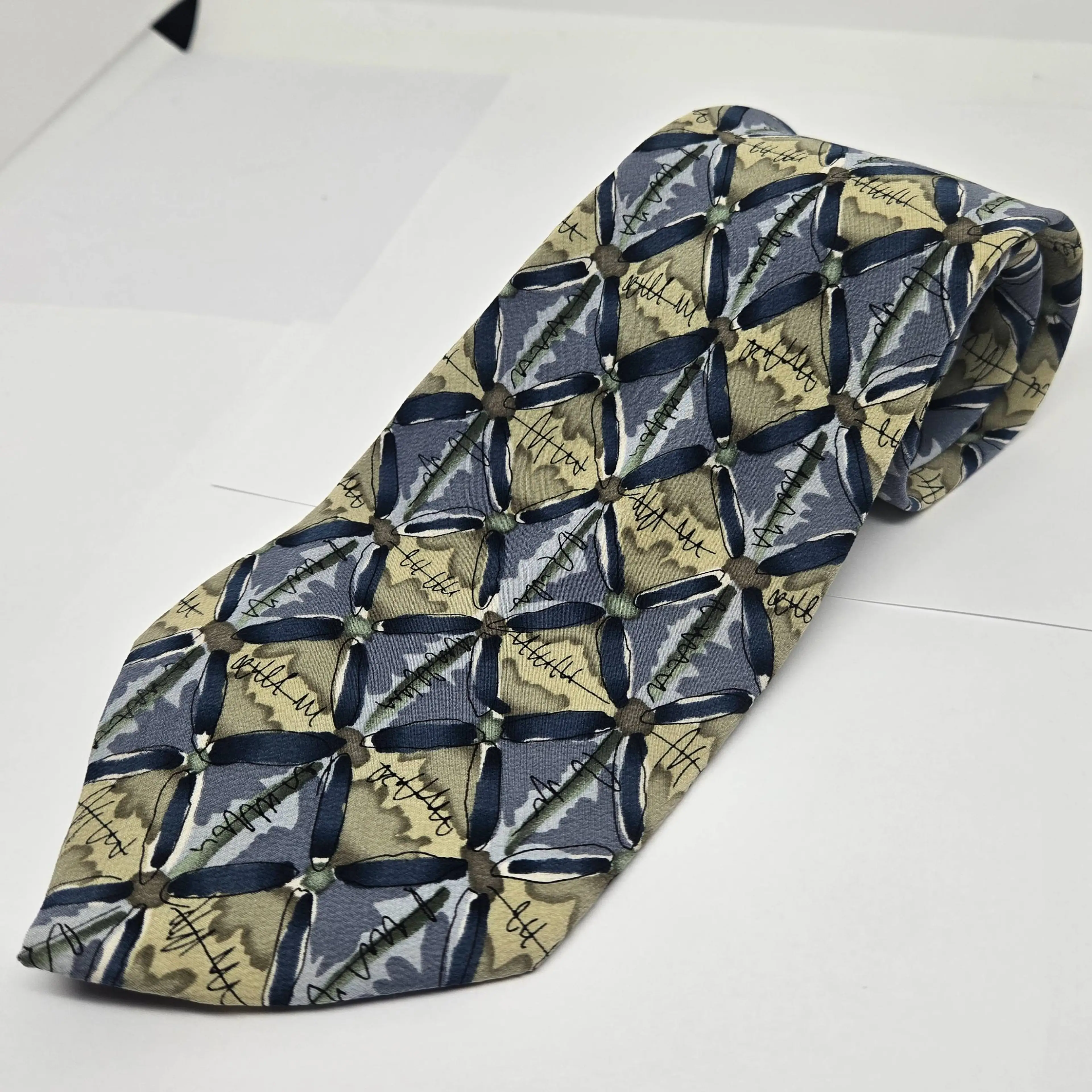 Image 1 of 7