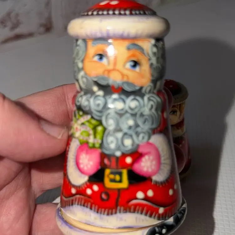 Santa Claus & Mss.Clouse Christmas Nesting Dolls With Christmas Tree
