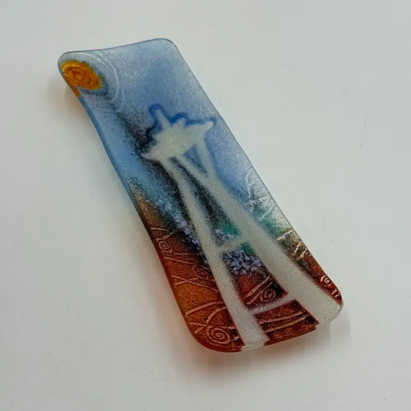 Fused Textured Art Glass Signed Susanna Prince Seattle Space Needle Long Rectangle Trinket Tray