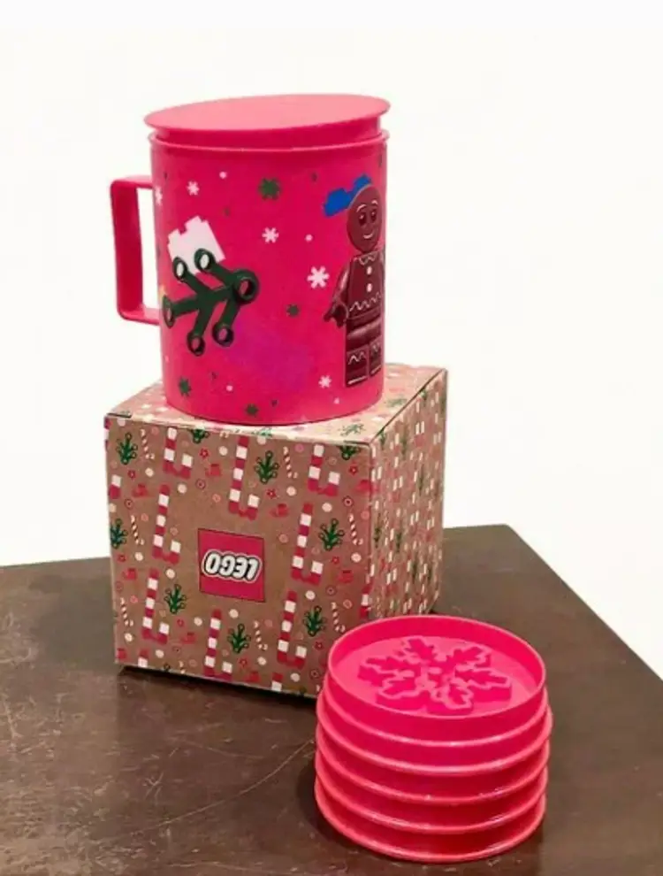 Lego 5008259 - Holiday Mug & Cookie Stamper Cutter Set, New & Sealed