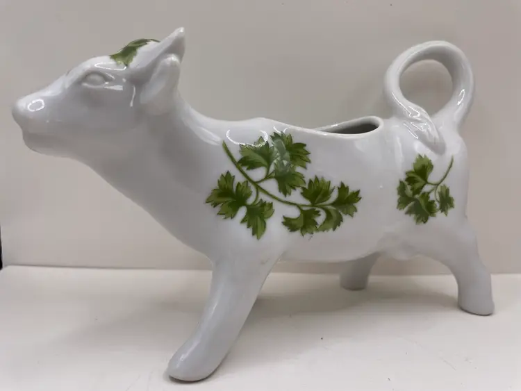 Vintage Andrea by Sadek Cow Creamer Parsley